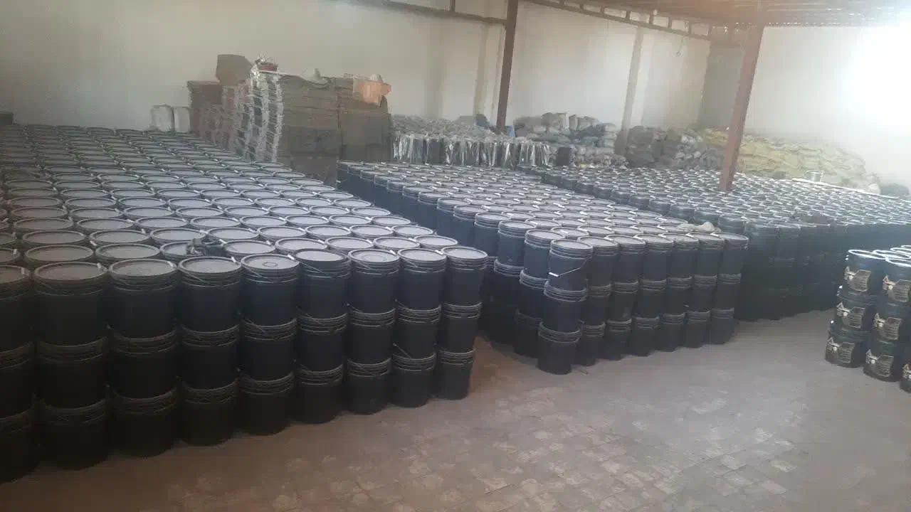 فروش حواله پرایمر یسنا(ایزوگام مایع)|مصالح و تجهیزات ساختمان|تهران, فلاح|دیوار