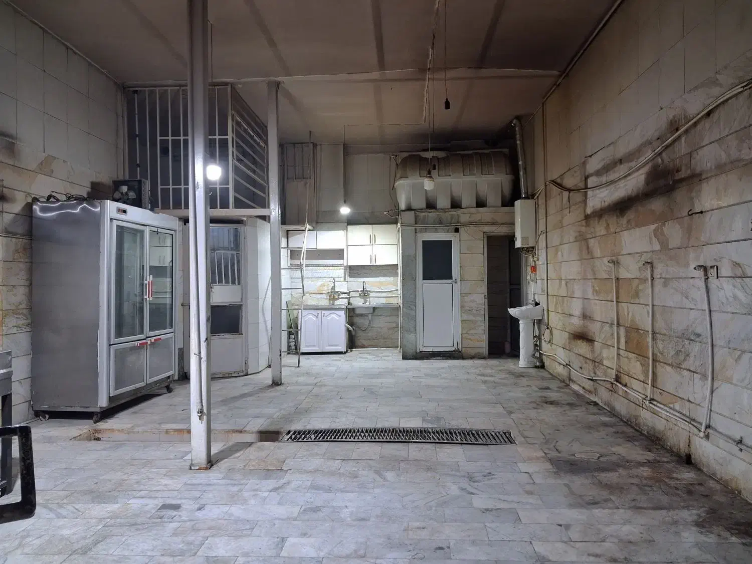 اجاره مغازه ۶۰ متری با امتیازات کامل|اجارهٔ مغازه و غرفه|قدس, شهر‌قدس|دیوار