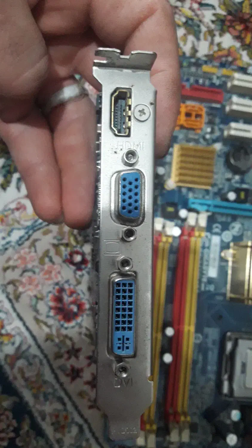 مادربرد گیگابایت ddr2 و گرافیک ۱ گیگ|قطعات و لوازم جانبی رایانه|مشهد, خواجه ربیع|دیوار