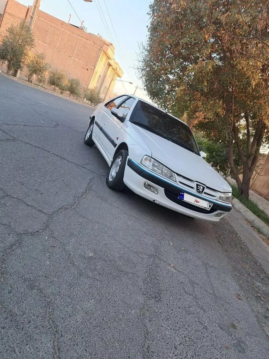 پارس xu7 سفید مدل۹۳ کم کار|خودرو سواری و وانت|یزد, |دیوار
