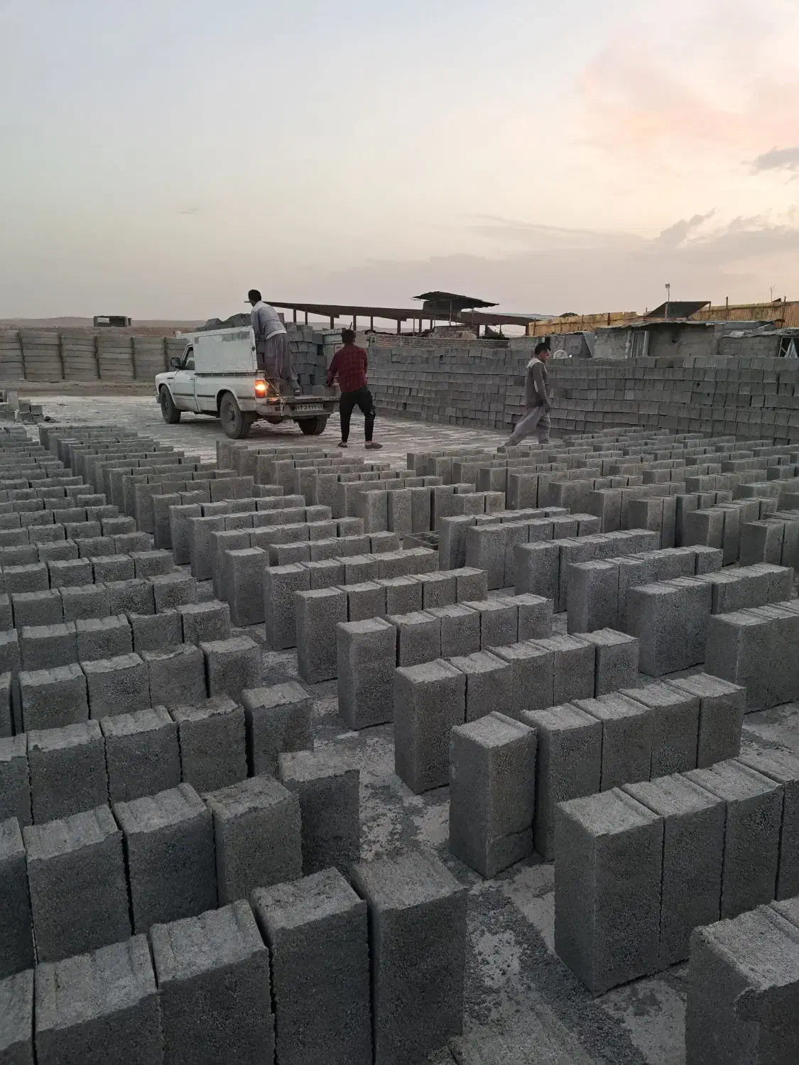 بلوک زن ماهر|استخدام معماری، عمران و ساختمانی|کهریزک, |دیوار