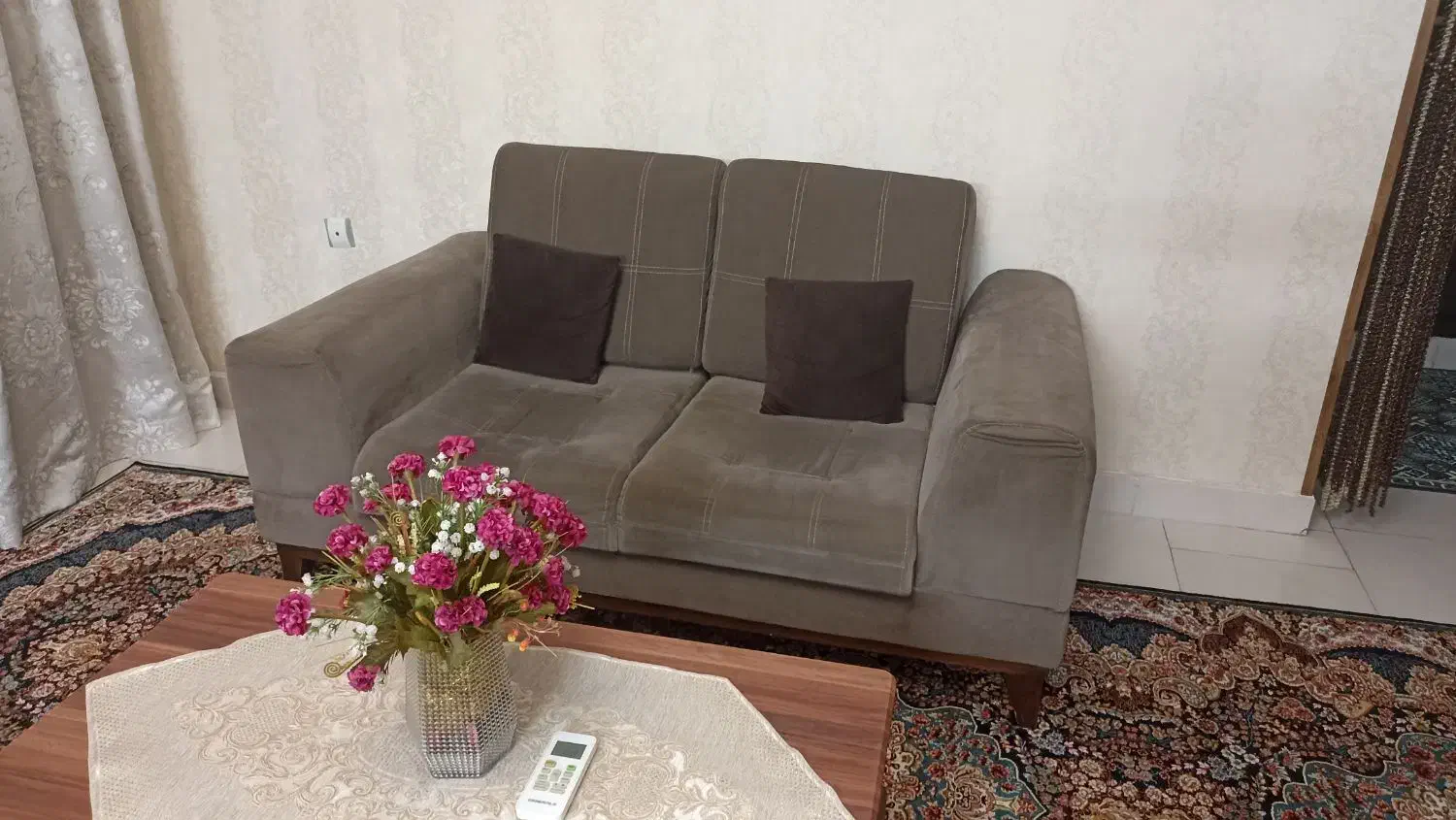 فروش فوق العاده مبل راحتی با تخفیف|مبلمان خانگی و میز عسلی|گرگان, |دیوار