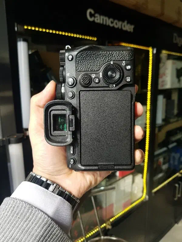 sony alpha 7 iv فروش فوری فوری|دوربین عکاسی و فیلم‌برداری|مشهد, سراب|دیوار