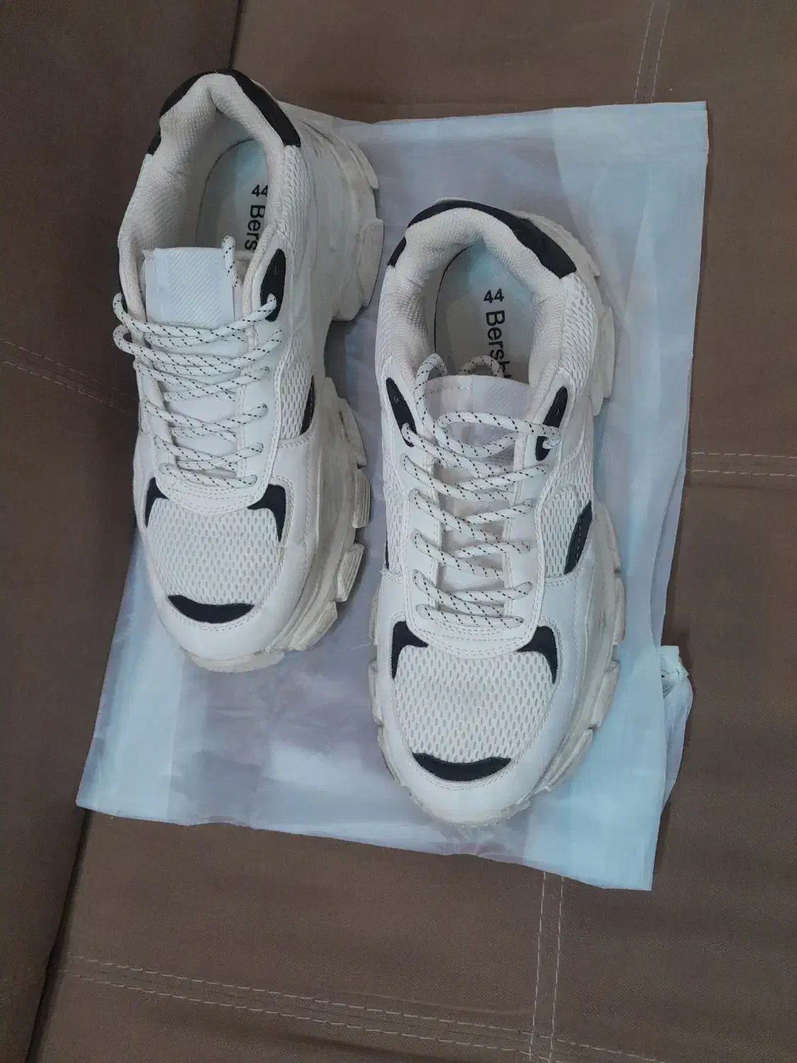 کفش کتانی|کیف، کفش، کمربند|فردیس, فرامرزیه|دیوار