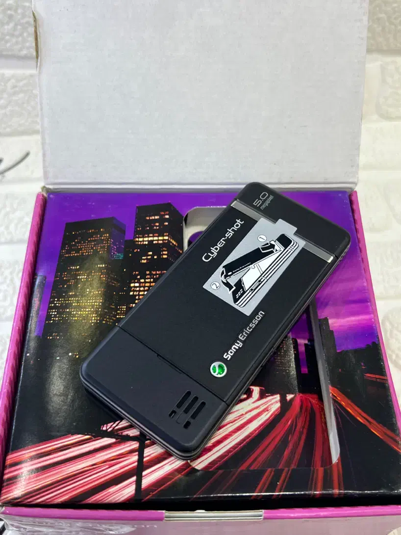 گوشی موبایل کلکسیونیsony ericsson C902 آکبند|موبایل|تهران, شیخ هادی|دیوار