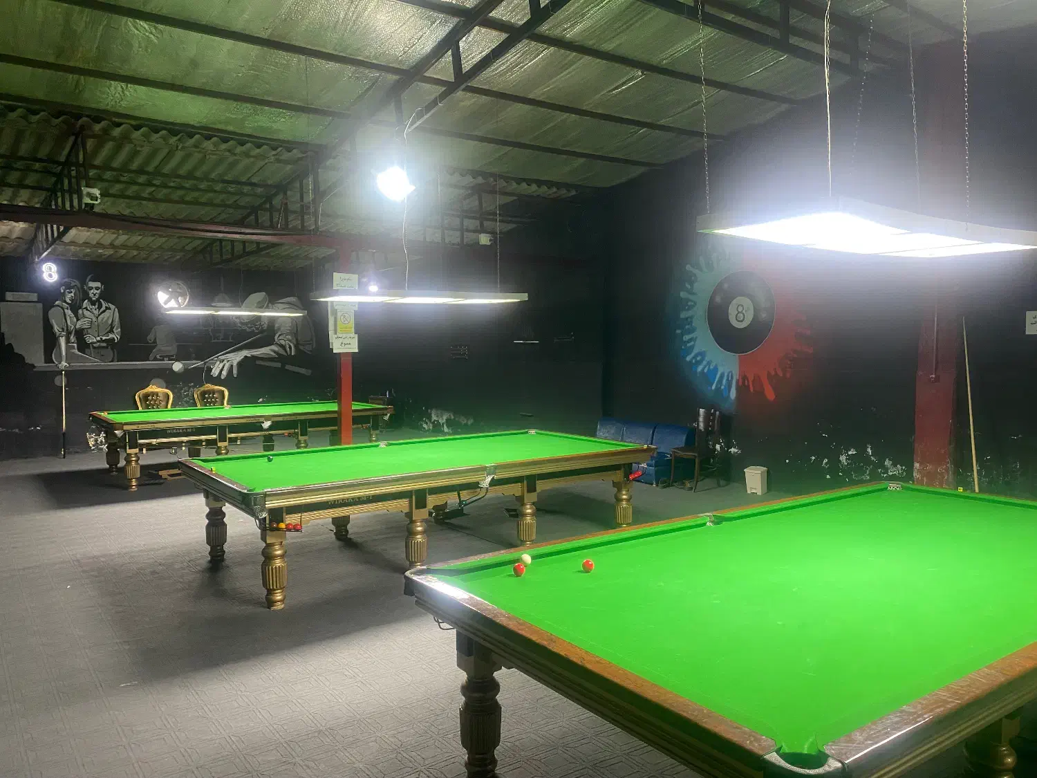 باشگاه بیلیارد توپ سیاه واگذار میشود میزا همه خشک|فروشگاه و مغازه|قوچان, |دیوار