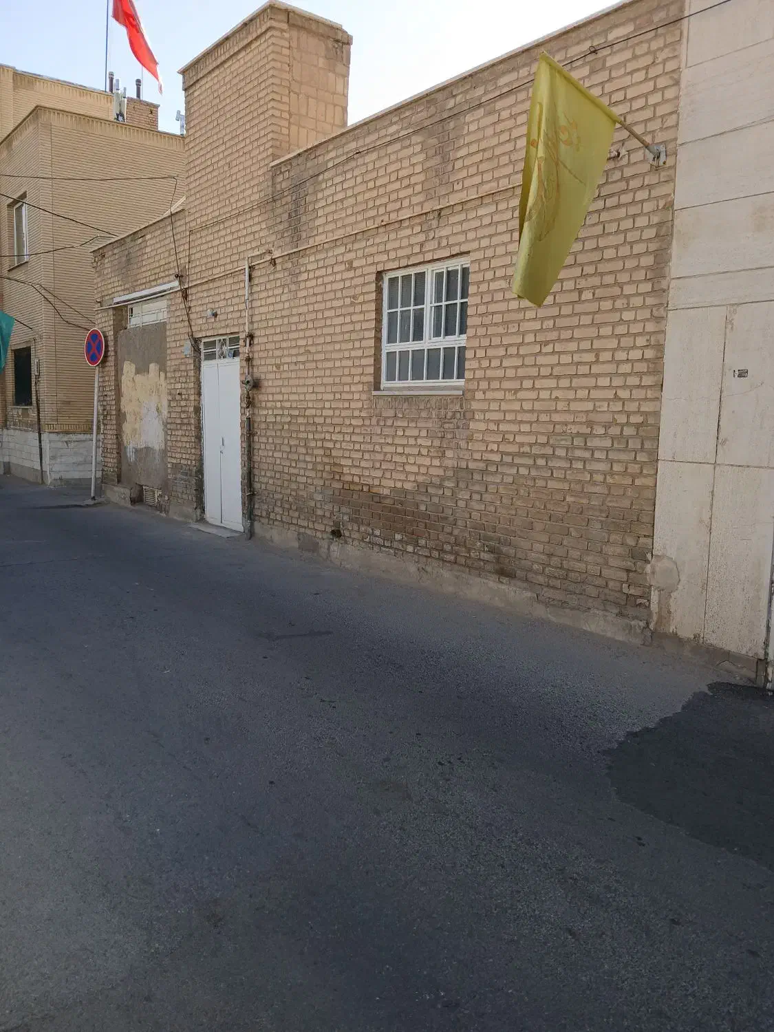 خانه ویلایی دو نبش نزدیک حرم|فروش خانه و ویلا|قم, قم نو|دیوار