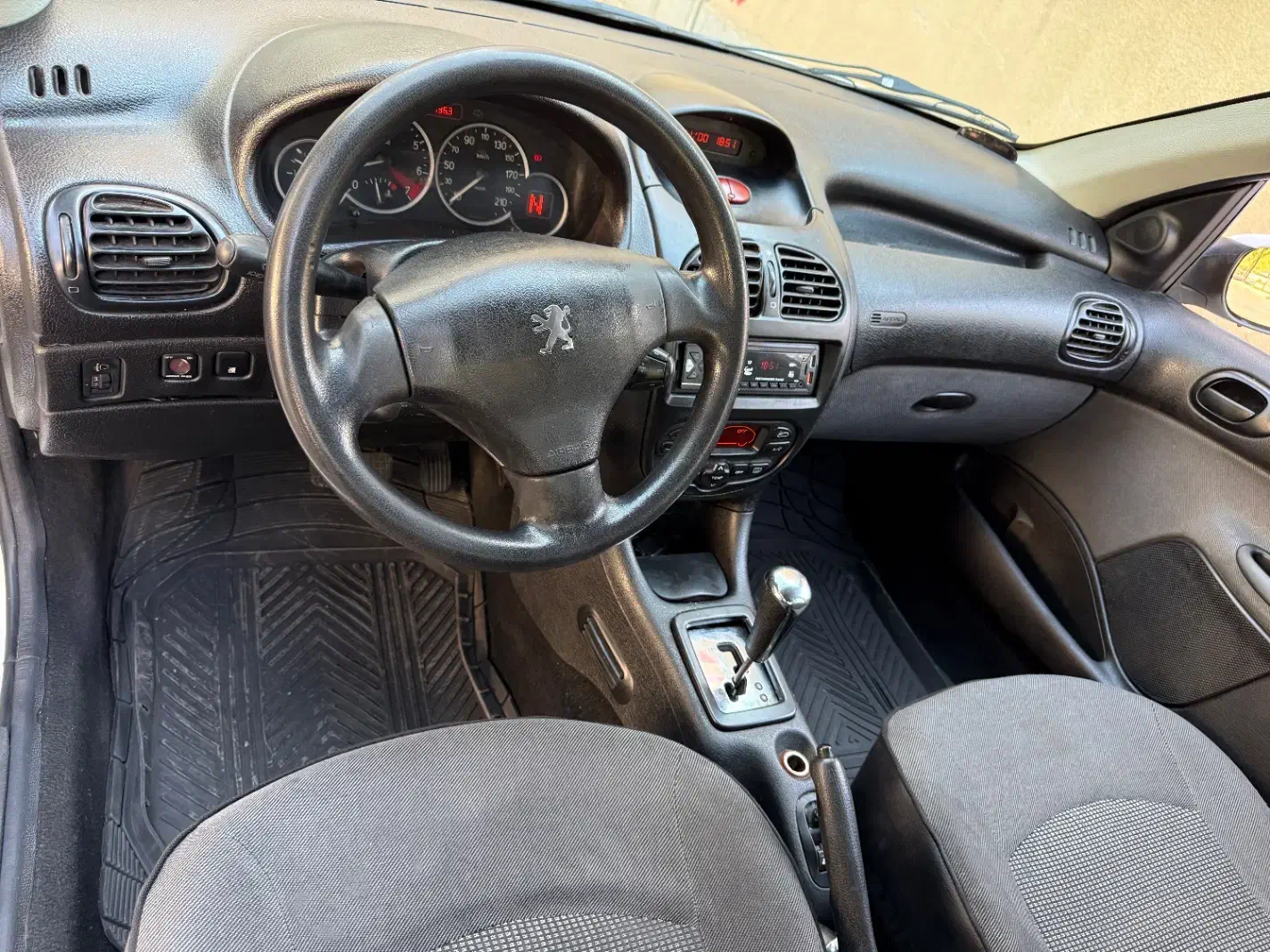 پژو ۲۰۶ مدل ۸۹ تیپ ۶|خودرو سواری و وانت|تهران, حکیمیه|دیوار