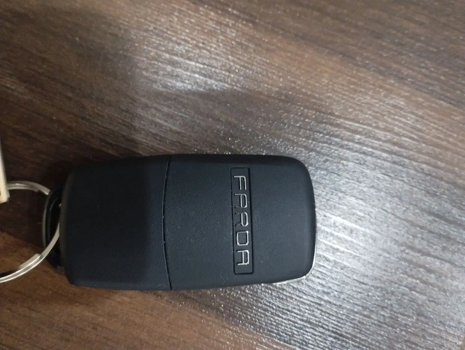 سوییچ گمشده|اشیا|قزوین, |دیوار