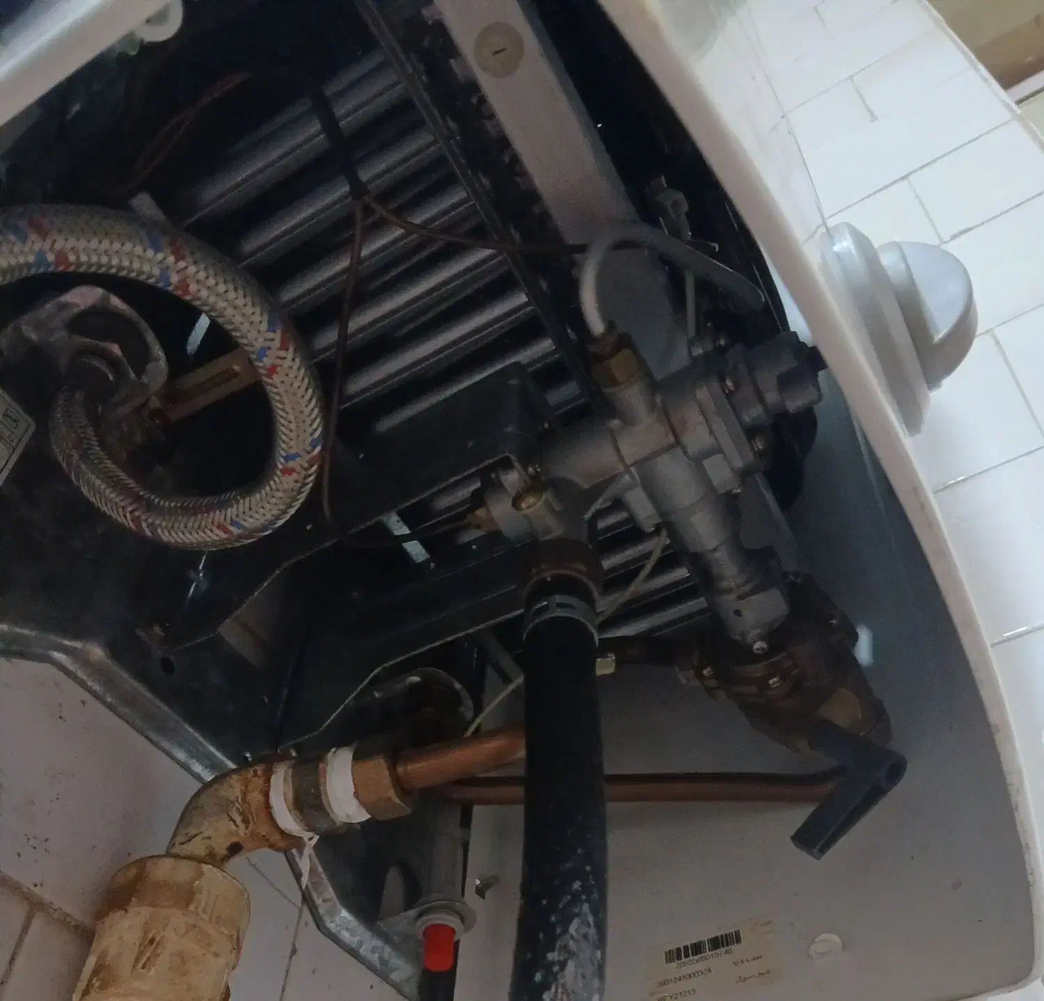 آبگرمکن دیواری بوتان|آبگرمکن، پکیج، شوفاژ|سوسنگرد, |دیوار