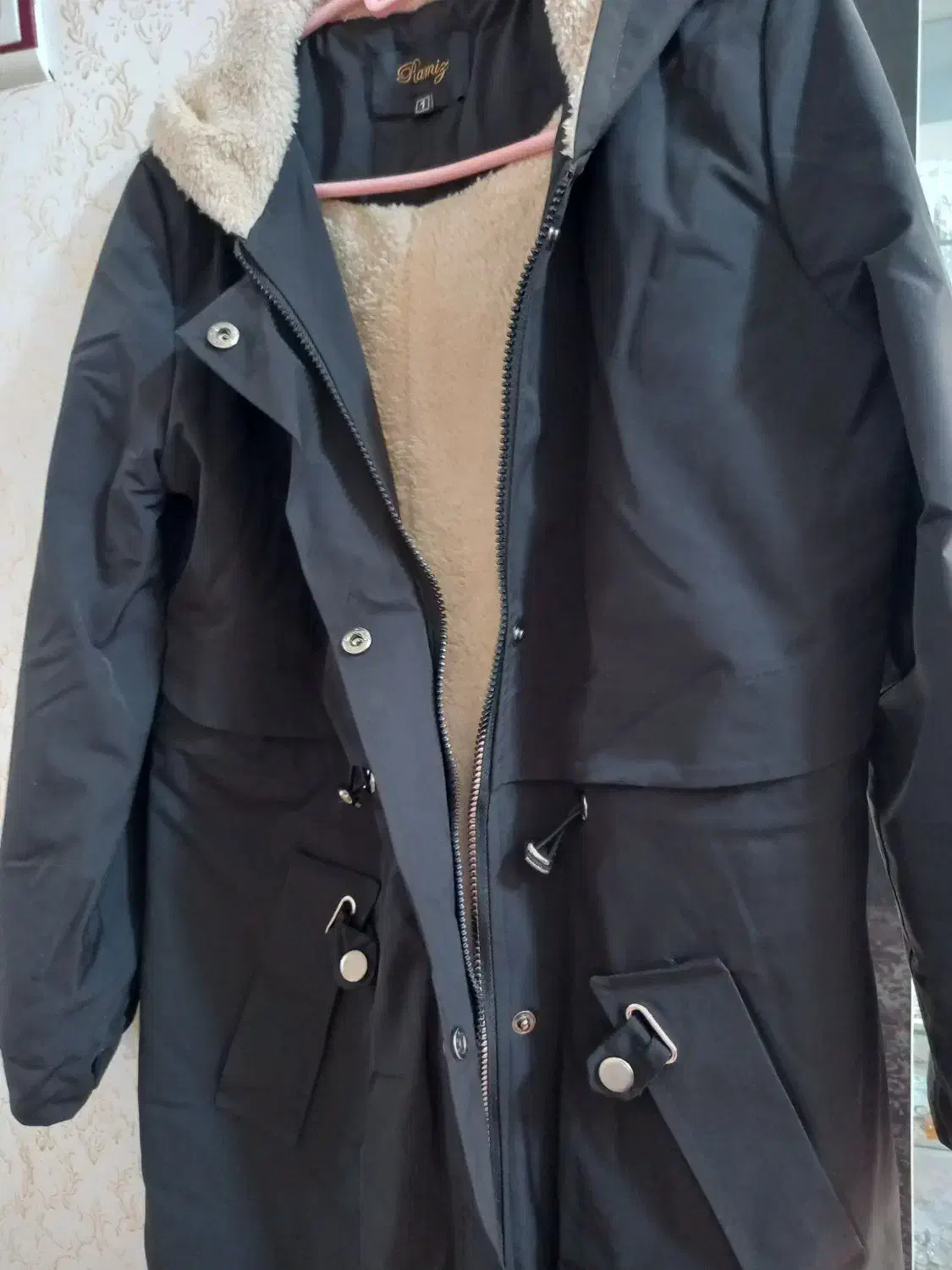 کاپشن زنانه سایز ۴۲نوع هست|لباس|مرند, |دیوار