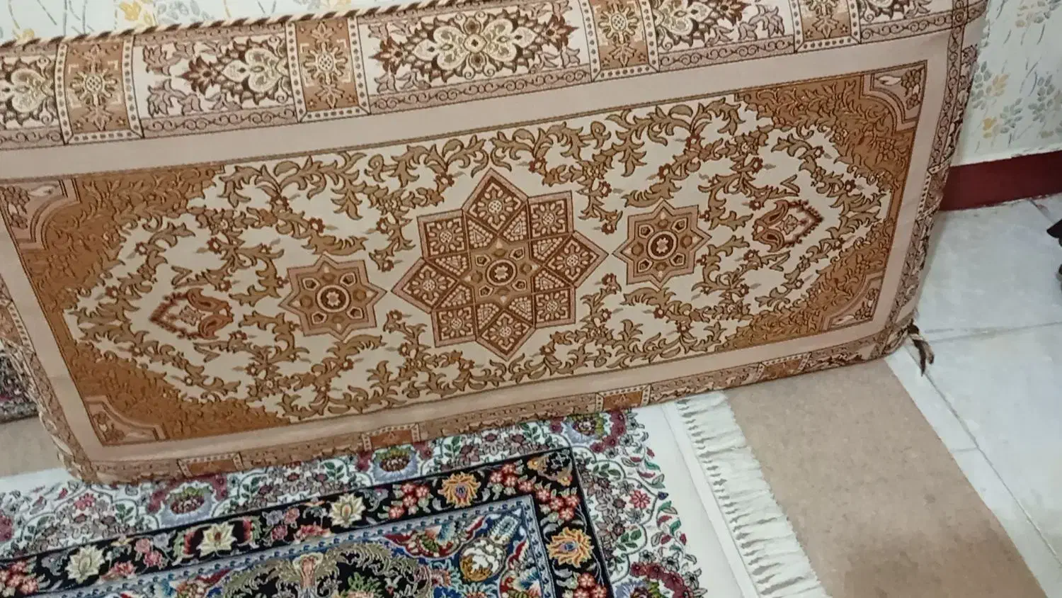 دراور|جاکفشی، کمد، دراور|بروجرد, |دیوار