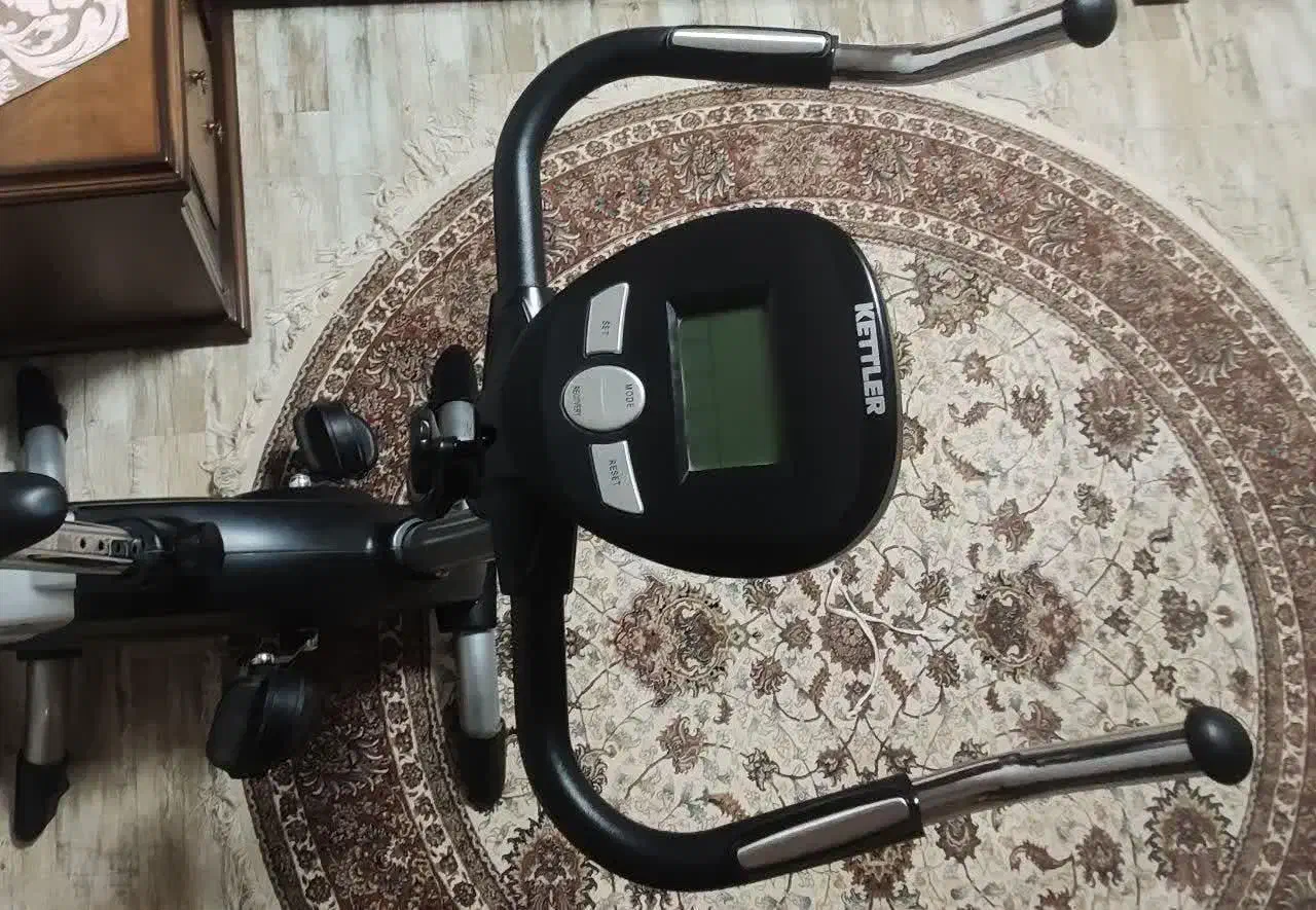 دوچرخه ثابت ورزشی|تجهیزات ورزشی|خمینیشهر, |دیوار