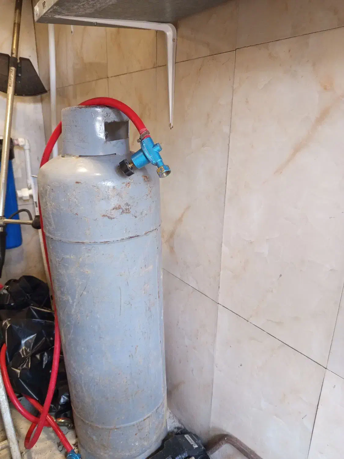 کپسول پرسی ۳۳کیلویی با شلنگ فشار قوی و رگلاتور|اجاق گاز و لوازم برقی پختوپز|رامسر, |دیوار