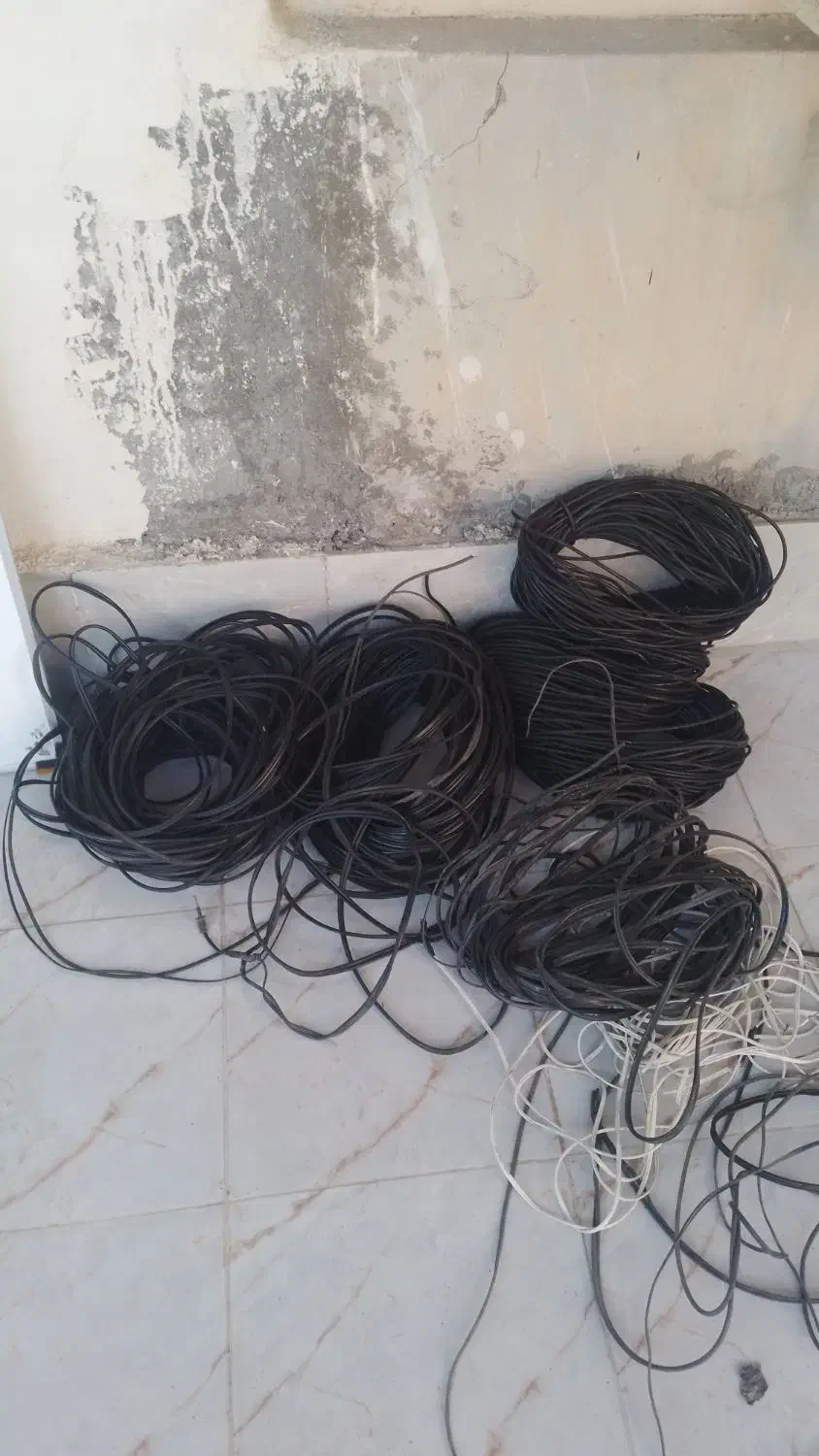 کابل دوربین مداربسته کابل انتن و کابل شبکه وایفون|دوربین مداربسته|شادگان, |دیوار