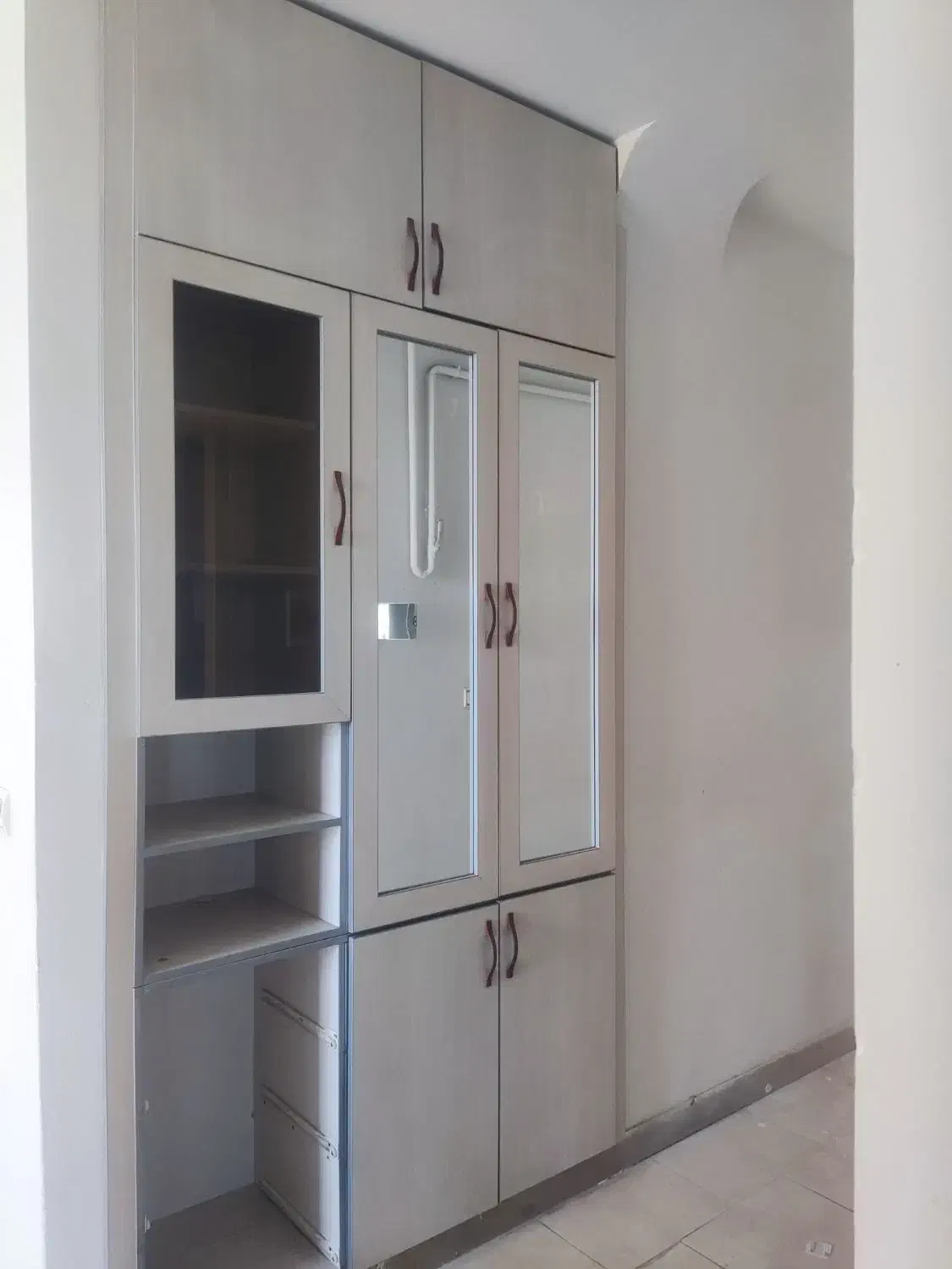 کمد دیواری و میز تی وی|جاکفشی، کمد، دراور|همدان, |دیوار