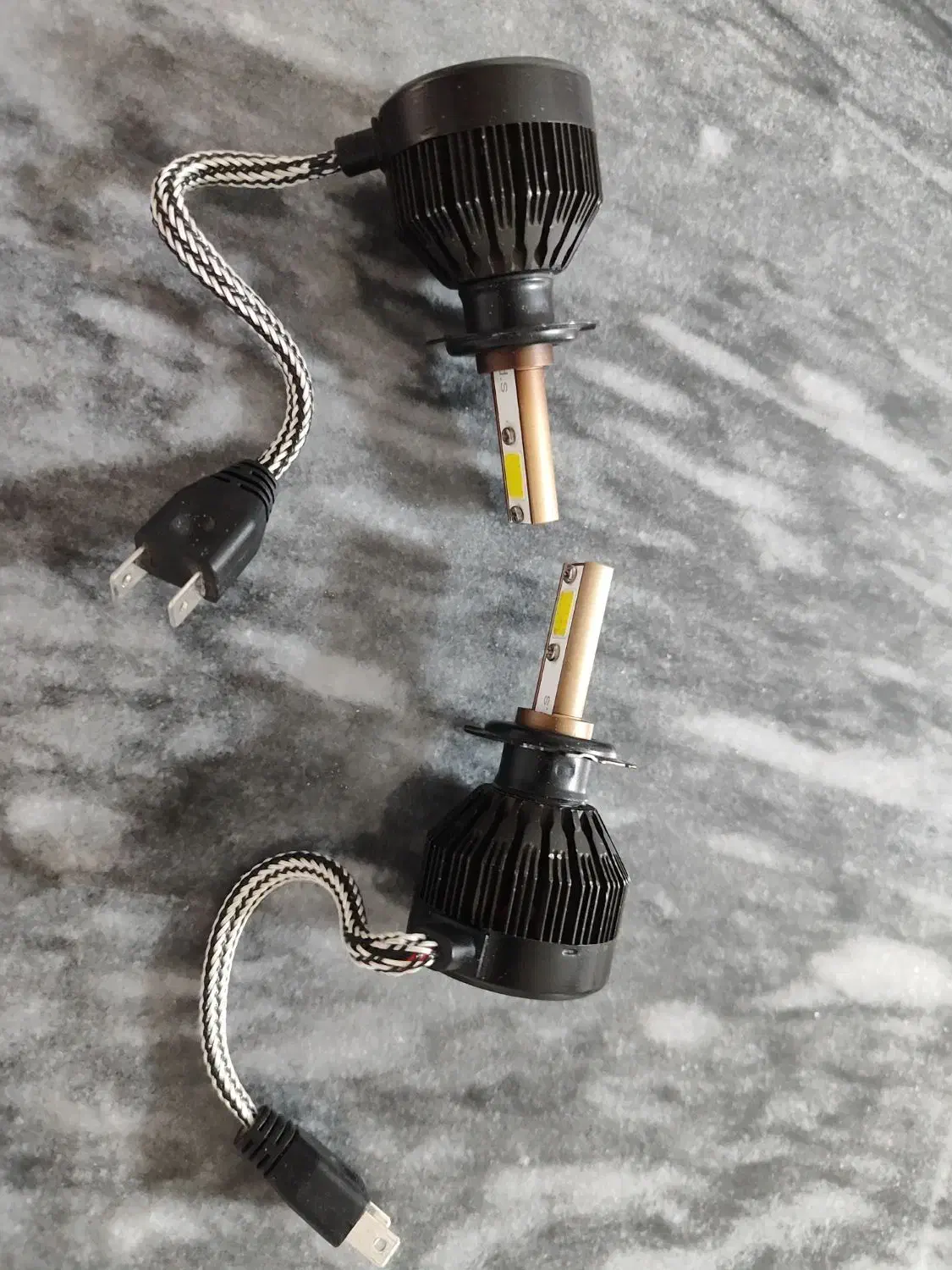 دوعدد هدلایت طرح آمریکایی کم کارکرد|قطعات یدکی و لوازم جانبی|خزل, |دیوار