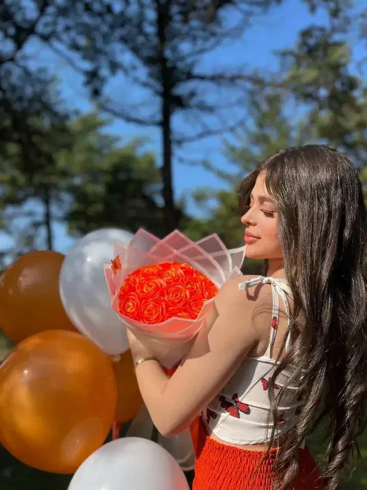 دسته گل|گل مصنوعی|ماکو, |دیوار