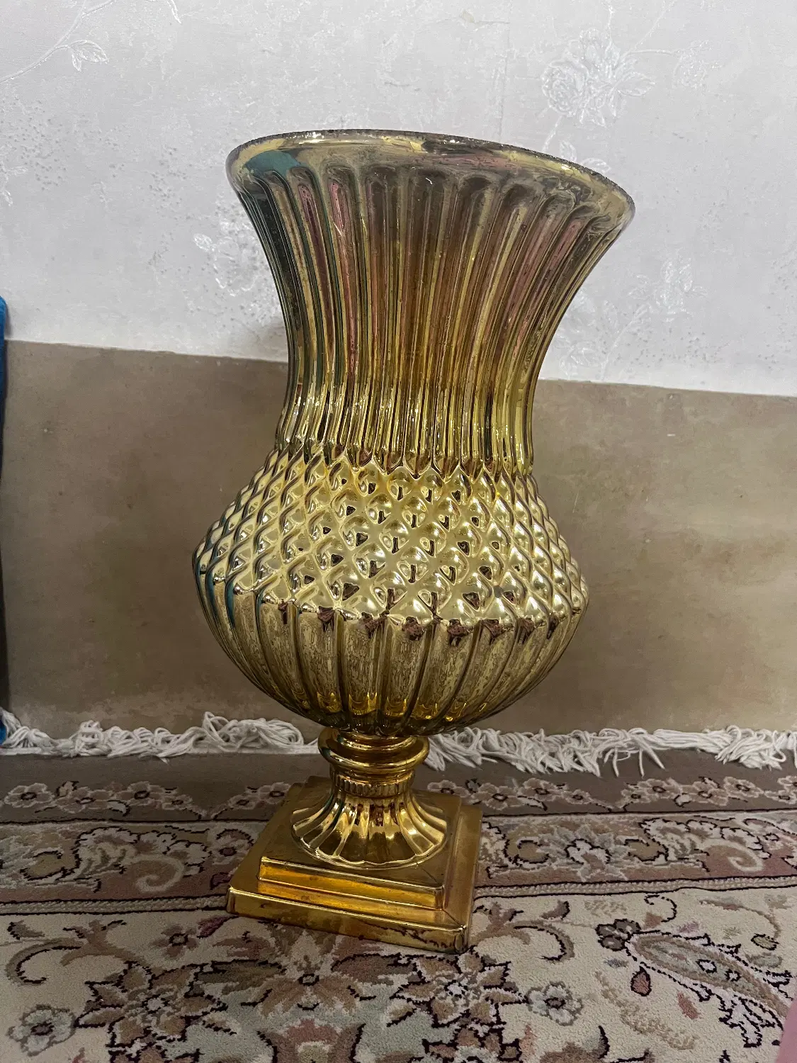 گلدان|گل مصنوعی|قم, زنبیل آباد|دیوار