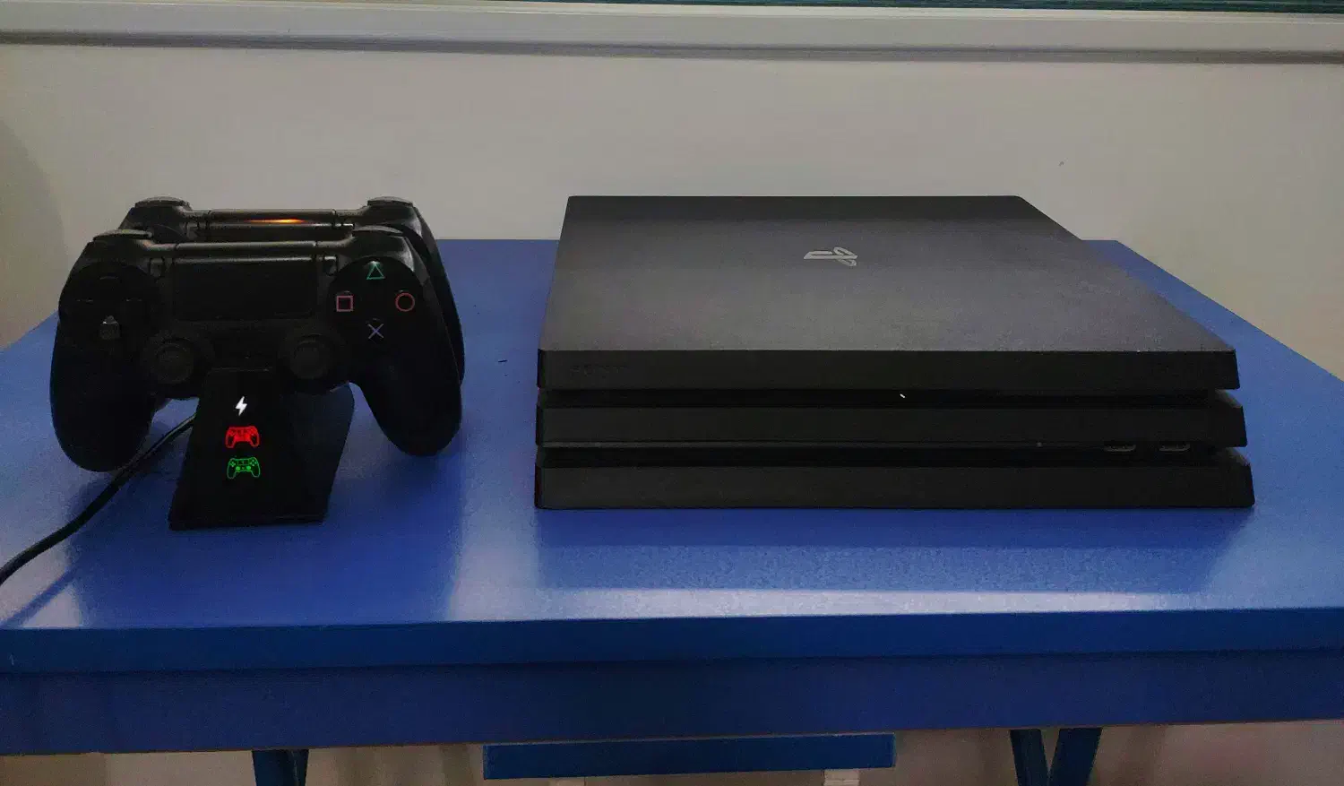 Ps4 pro ریجن اروپا|کنسول، بازی ویدئویی و آنلاین|رشت, فلسطین|دیوار