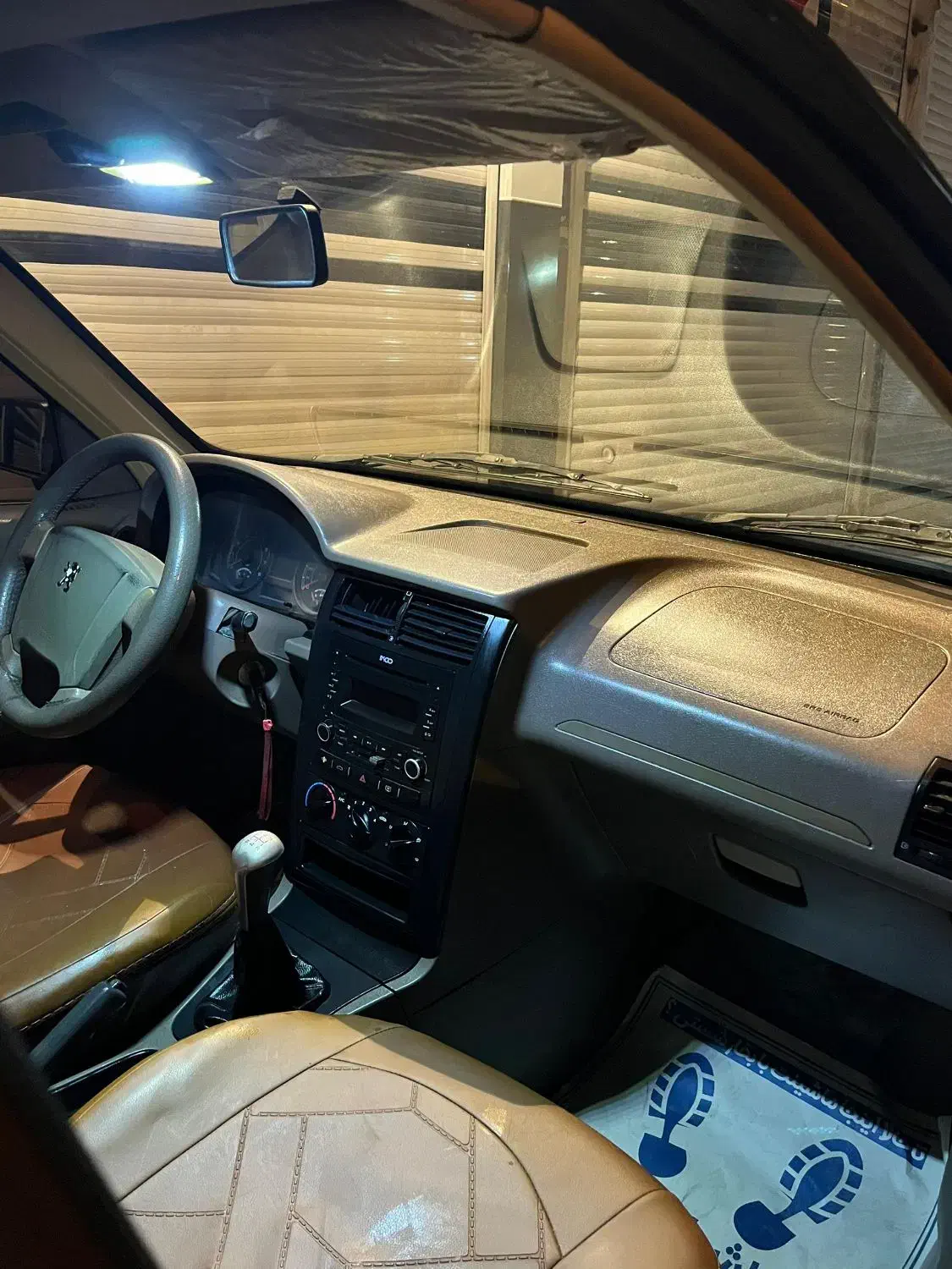 پژو مدل ۹۸|خودرو سواری و وانت|کازرون, |دیوار