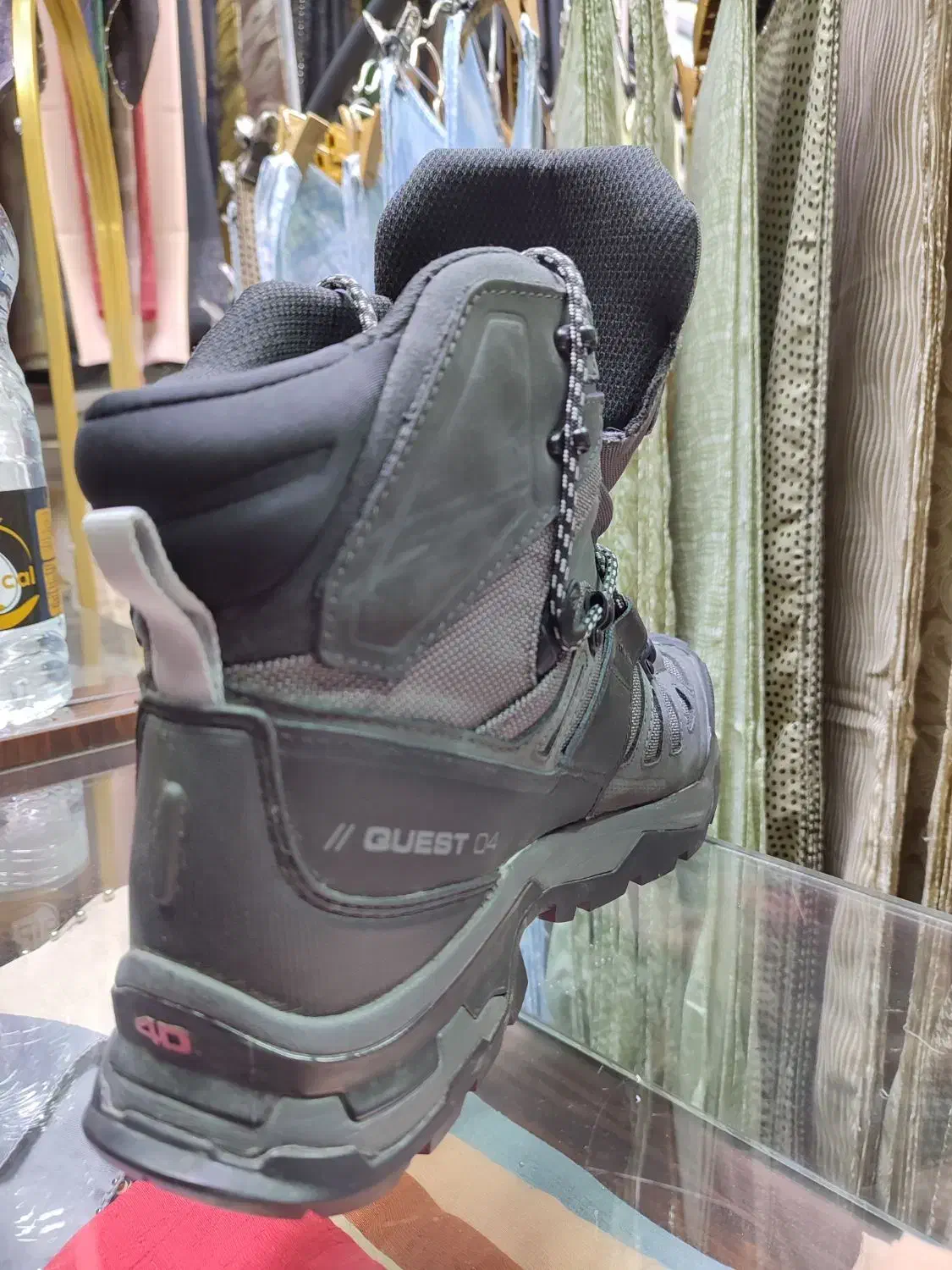 سالومون / کفش کوهنوردی / بوت کوهنوردی / سالامون|کیف، کفش، کمربند|فردیس, فردیس|دیوار