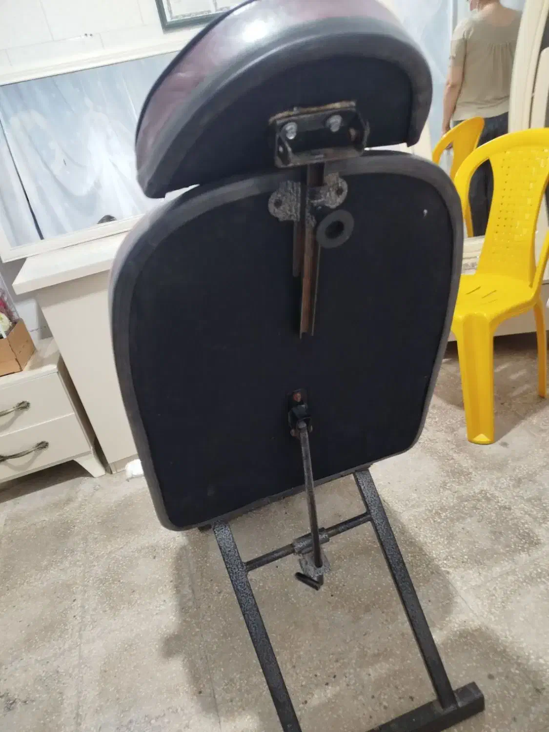 صندلی اصلاح|آرایشگاه و سالنهای زیبایی|کرمانشاه, |دیوار