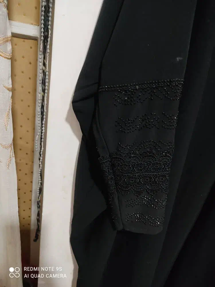 چادر عبایی|لباس|فسا, |دیوار