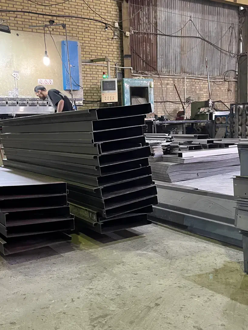 ساخت و مونتاژ انواع قطعات فلزی|خدمات پیشه و مهارت|اصفهان, دهنو|دیوار