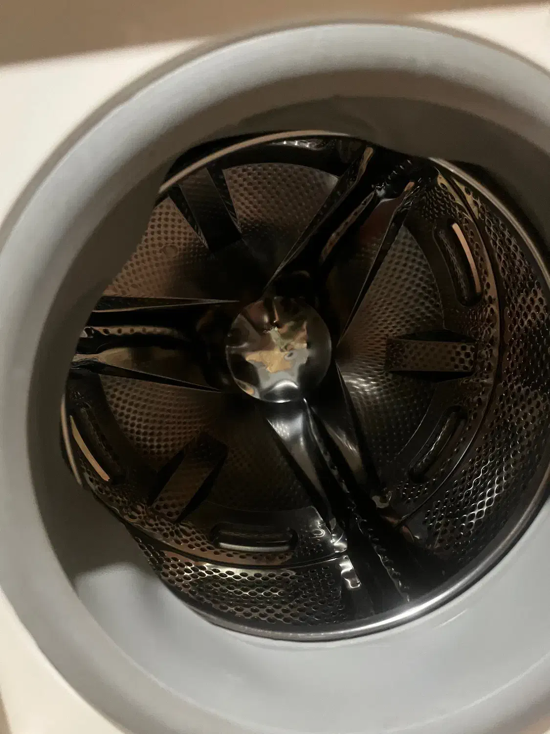 فروش یک عدد لباش شویی|ماشین لباسشویی و خشککن لباس|سورک, |دیوار