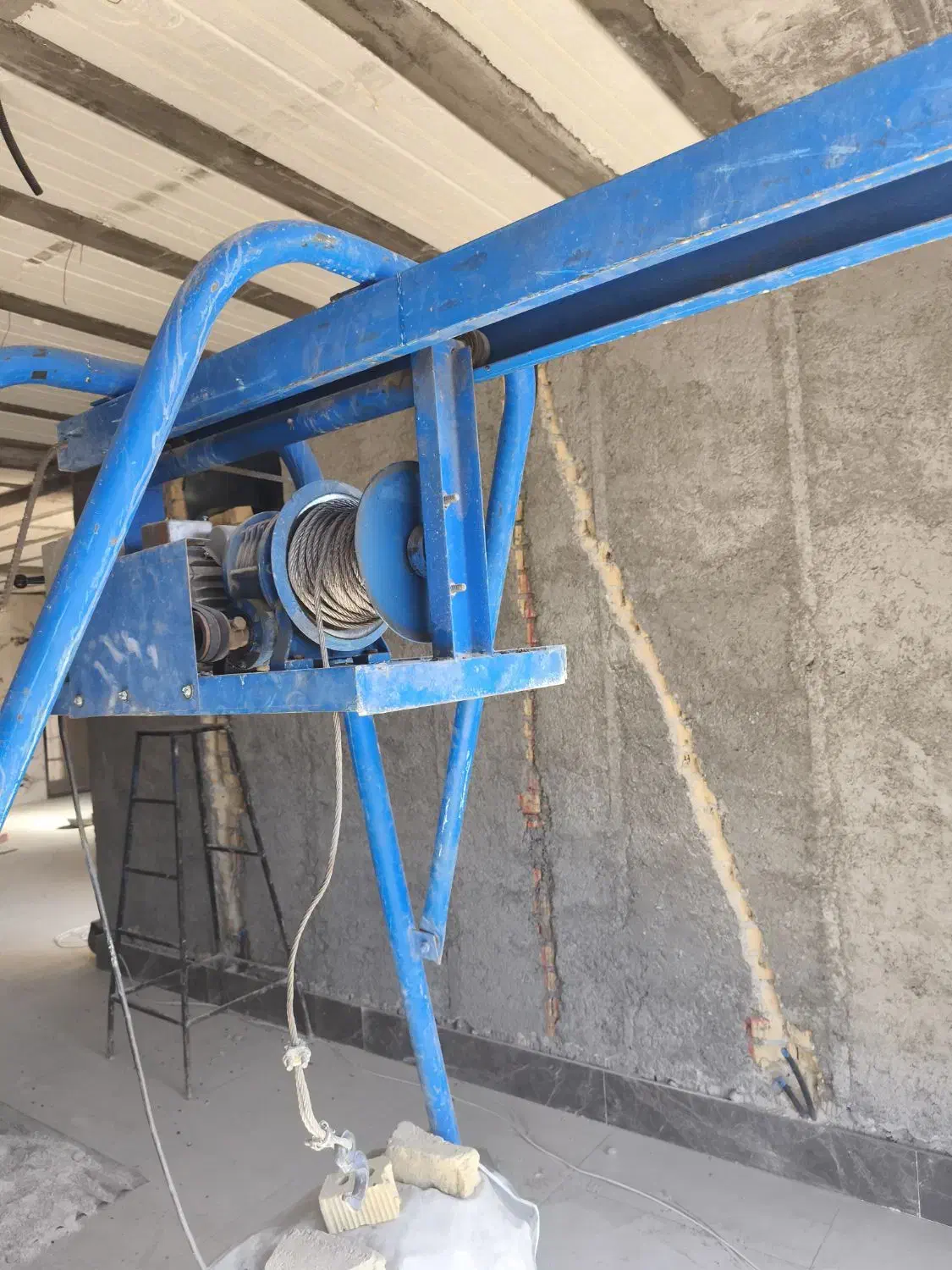 بالابر ساختمانی تک فاز|مصالح و تجهیزات ساختمان|سیدان, |دیوار