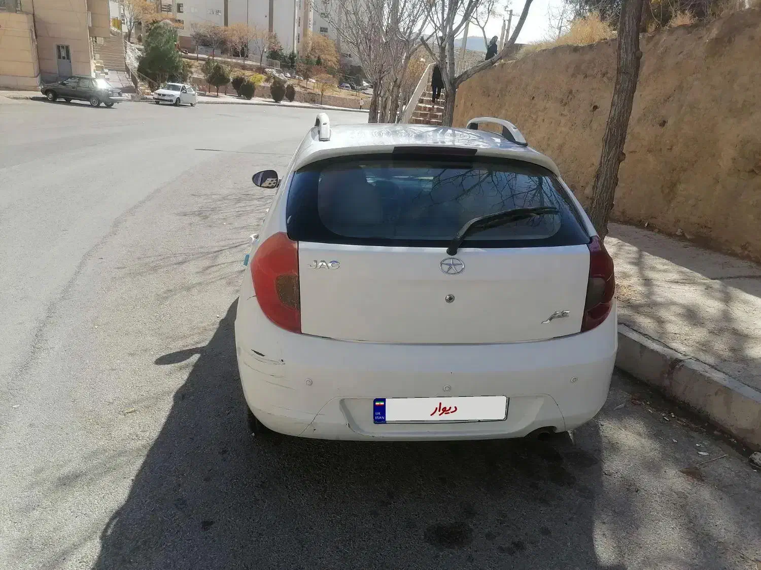 جک جی3|خودرو سواری و وانت|صدرا-فارس, فاز ۲|دیوار