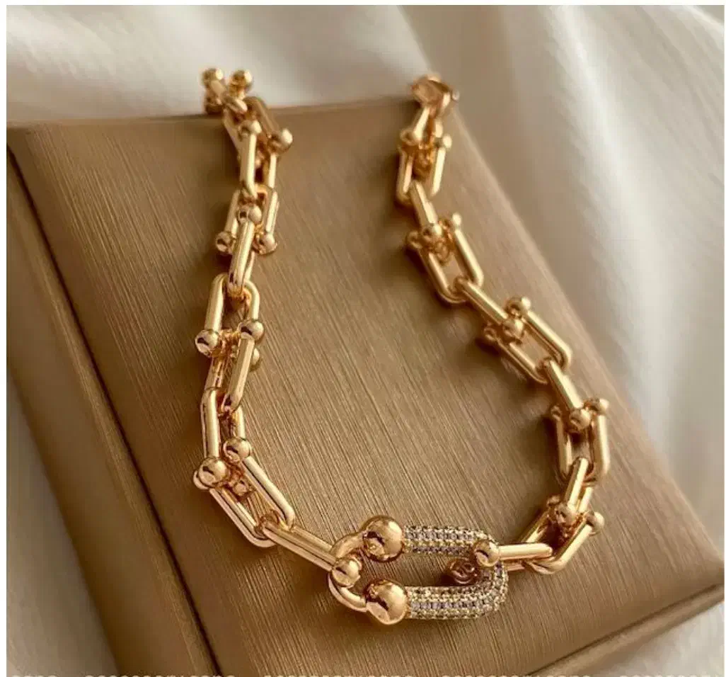 کادو روز مادر(زن) اکسسوری و بدلیجات|بدلیجات|بروجرد, |دیوار