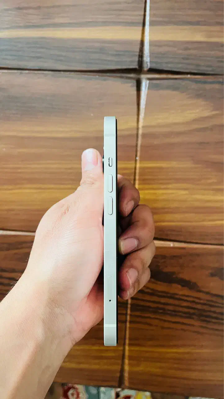 ایفون 13normal|موبایل|تربتحیدریه, میدان مرکزی|دیوار