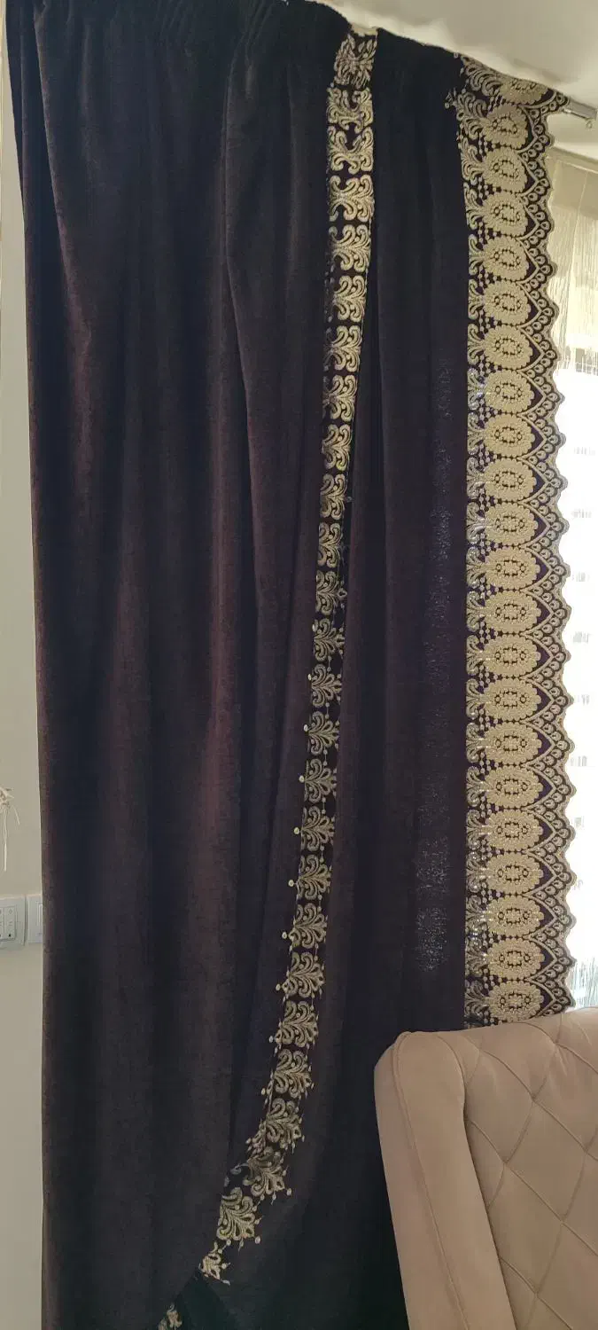 دو عدد والان مخمل سالم و تمیز|پرده، رانر، رومیزی|بروجرد, |دیوار