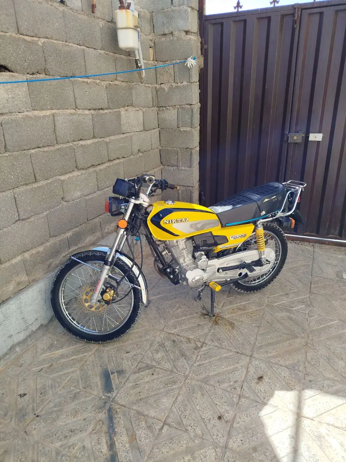 نیکتاز۲۰۰مدل۱۴۰۲|موتورسیکلت|ایوانکی, |دیوار