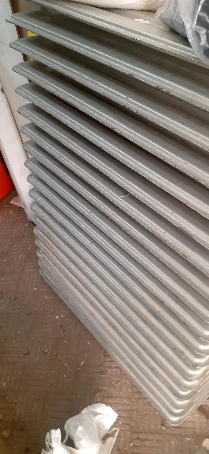 شوفاز آهنی قدیمی|آبگرمکن، پکیج، شوفاژ|پردیس, فاز ۴|دیوار