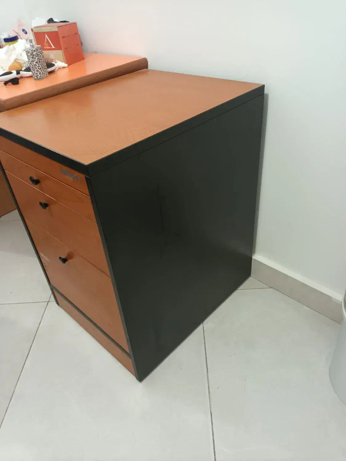 میز|میز تحریر و کامپیوتر|تهران, مهران (سیدخندان)|دیوار