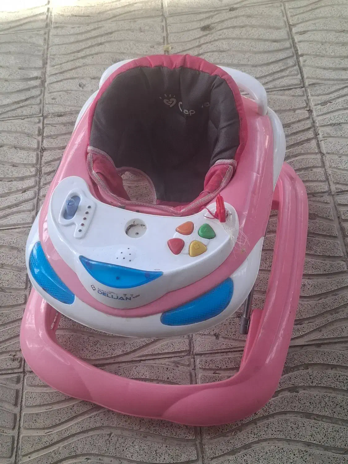 روروئک دلیجان|کالسکه و لوازم جانبی|همدان, |دیوار