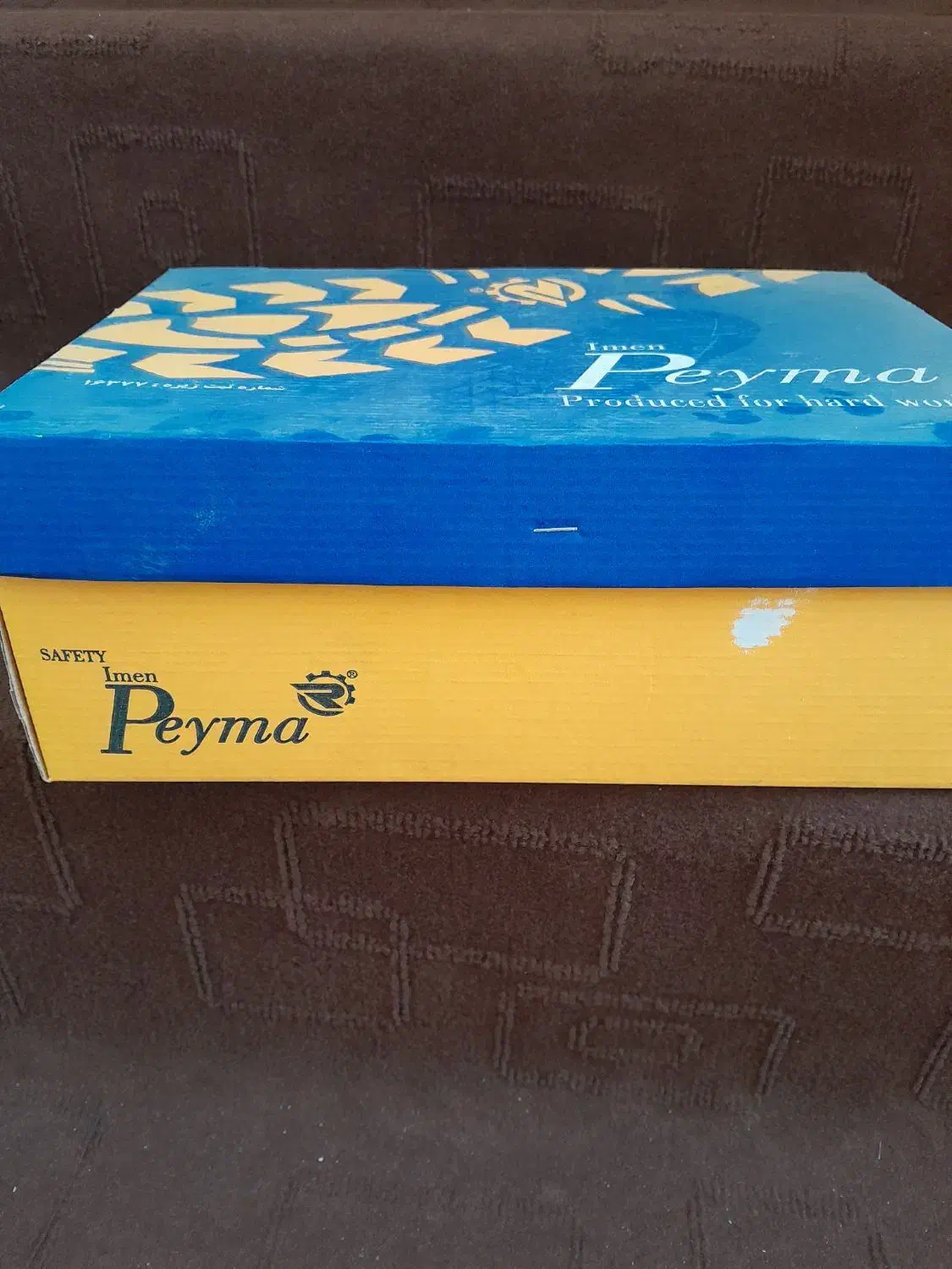 کفش کار خارجی|کیف، کفش، کمربند|ساوه, |دیوار