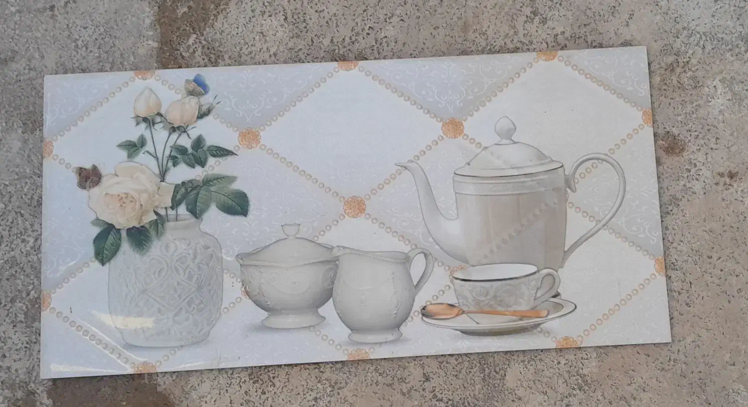 ۲۰تا کاشی فقط ۶۰۰ هزار تومان|مصالح و تجهیزات ساختمان|لردگان, |دیوار