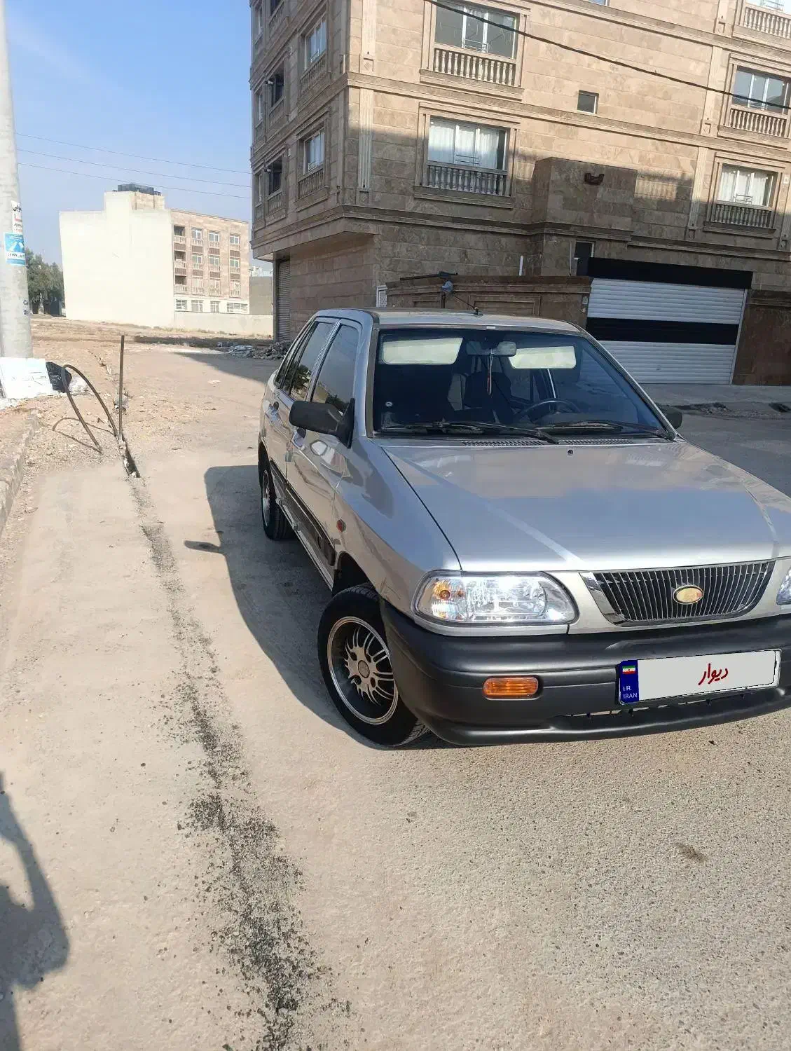 پراید ۱۴۱|خودرو سواری و وانت|شیراز, شهرک فرزانگان|دیوار