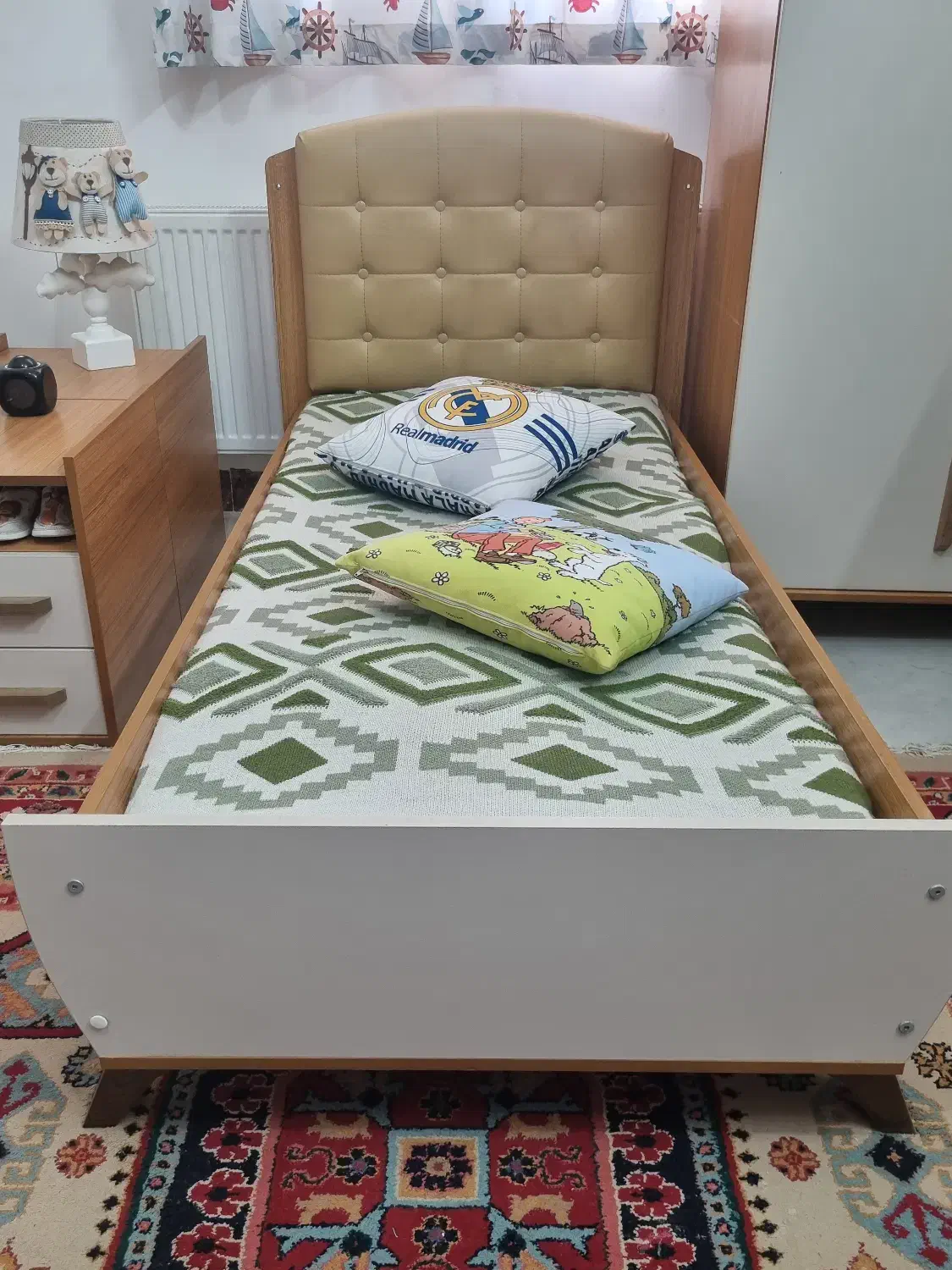 سرویس خواب نوزاد و نوجوان|تخت و صندلی بچه|فیروزکوه, |دیوار