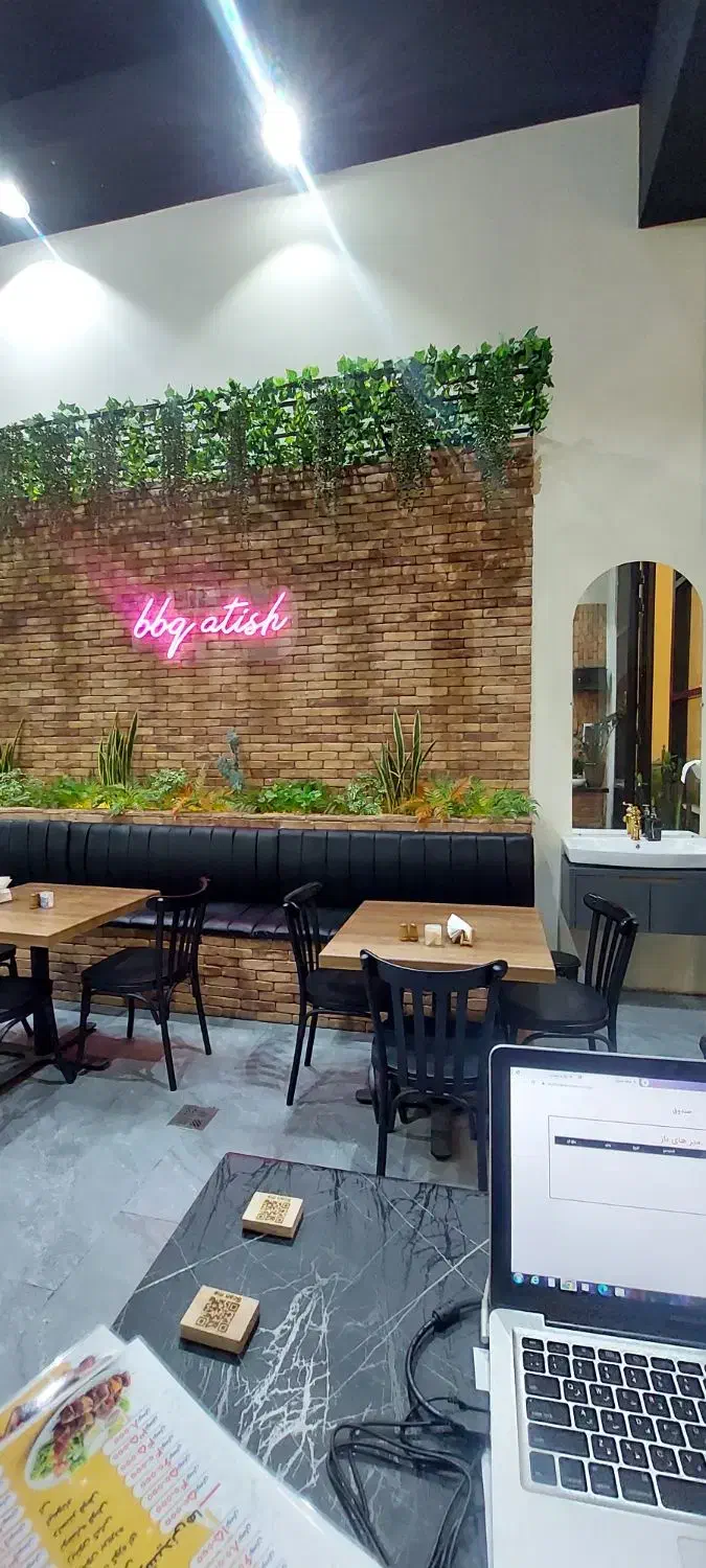 سالن دار اقا تمام وقت|استخدام خدمات فروشگاه و رستوران|مشکیندشت, |دیوار