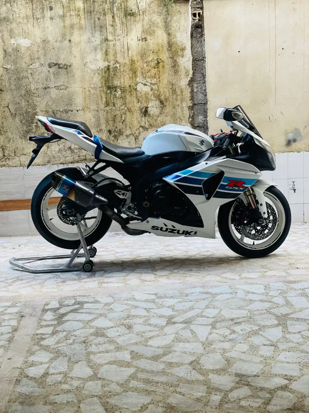 GSX r 1000|موتورسیکلت|تهران, تهرانپارس جنوبی|دیوار