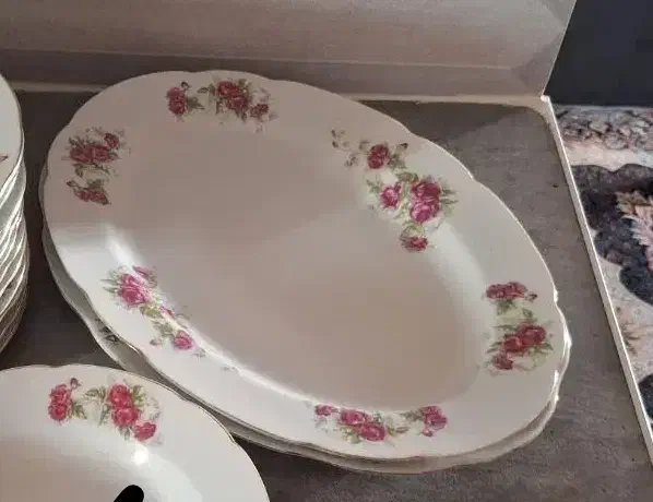 بشقاب گل سرخی|ظروف سرو و پذیرایی|سلمانشهر, |دیوار