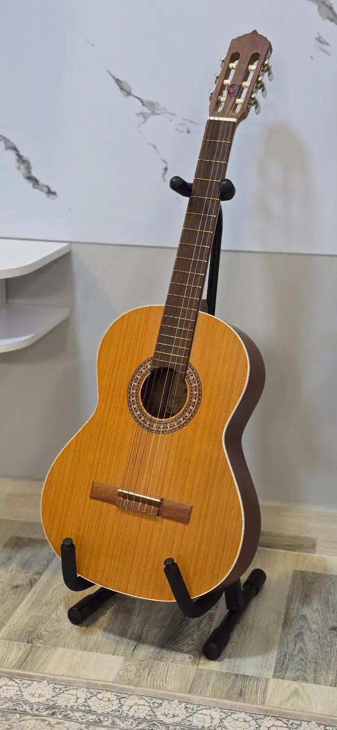 گیتار m5 برند پارسی|گیتار، بیس، امپلیفایر|گرگان, |دیوار