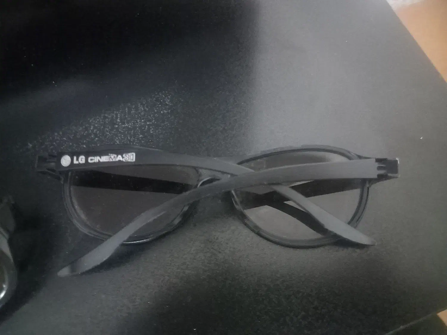 عینک سه بعدی|زیورآلات و اکسسوری|اراک, |دیوار