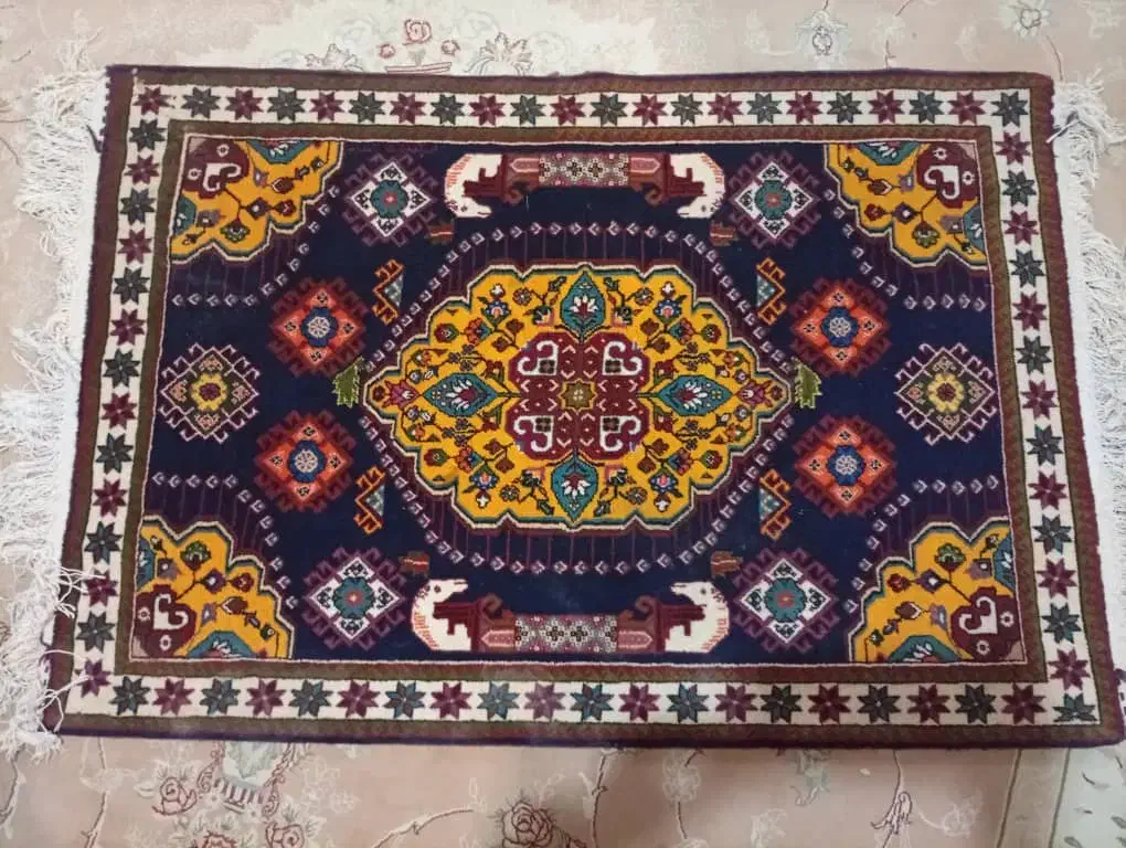 قالی دست بافت|فرش|آباده, |دیوار