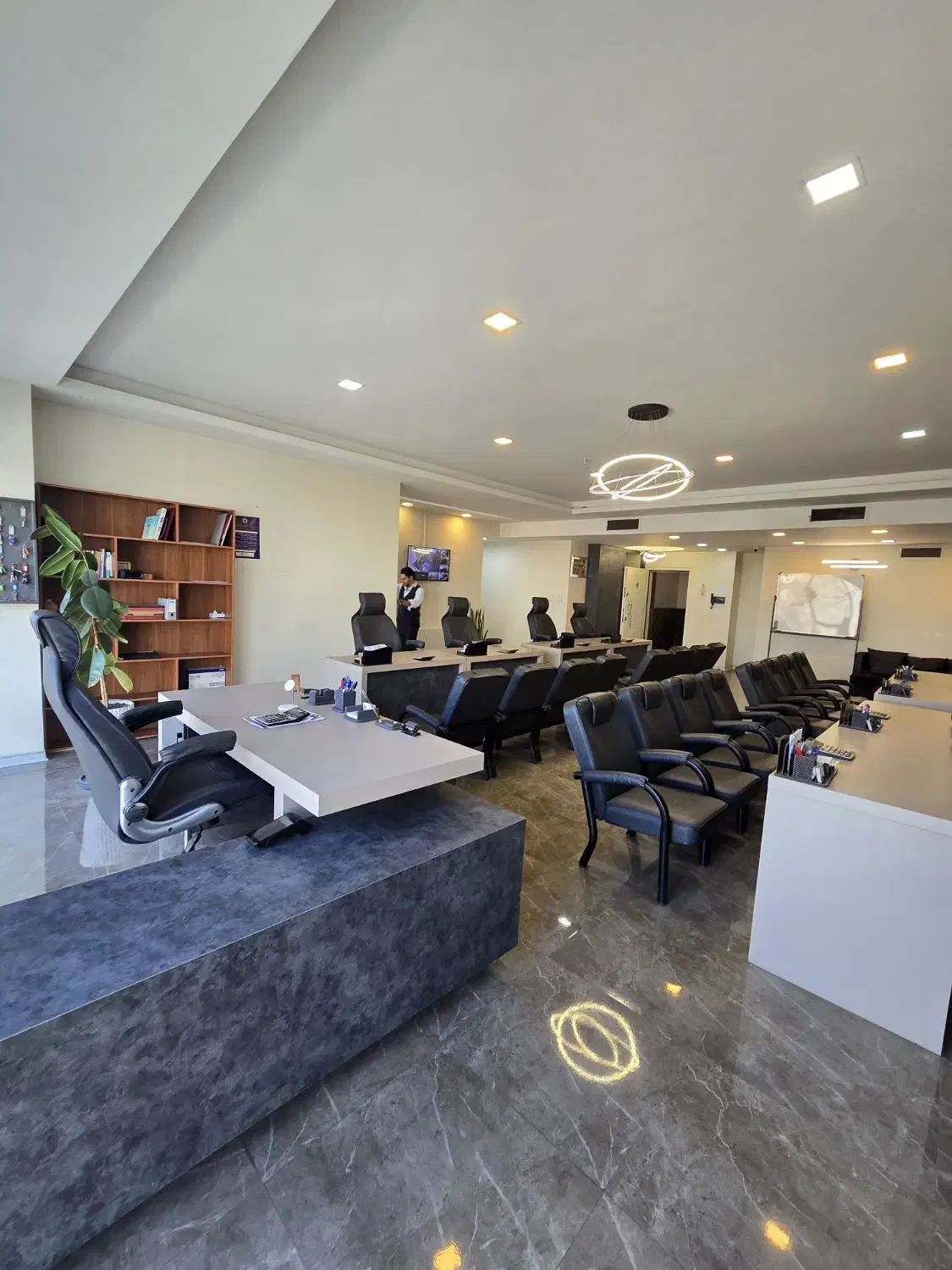 استخدام مشاور املاک+آموزش حرفه ای+دپارتمان آکو|استخدام بازاریابی و فروش|گرمدره, |دیوار